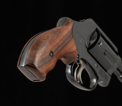 Smith & Wesson PC Model 36FE .38SPL+P – NEW IN BOX, UNFIRED, ACCESSORIES, vintage firearms - Image 11 of 16