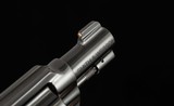 Smith & Wesson PC Model 36FE .38SPL+P – NEW IN BOX, UNFIRED, ACCESSORIES, vintage firearms - Image 6 of 16