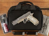 Wilson Combat Division 77 Project 1 9mm – GHOST EDITION, OPTIC READY, 5”, 3 MAGS, vintage firearms - 1 of 14