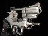 Smith & Wesson Model 66-1 .357MAG – 1981, 2.5” BARREL, STAINLESS STEEL, vintage firearms - Image 13 of 13