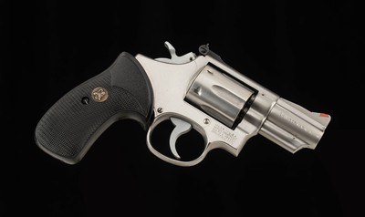 Smith & Wesson Model 66-1 .357MAG – 1981, 2.5” BARREL, STAINLESS STEEL, vintage firearms - Image 2 of 13