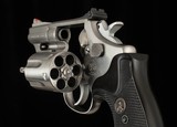 Smith & Wesson Model 66-1 .357MAG – 1981, 2.5” BARREL, STAINLESS STEEL, vintage firearms - Image 11 of 13