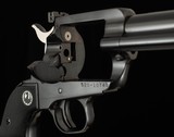 Ruger New Model Blackhawk 50th Anniversary .357Magnum -2005, UNFIRED, CASED, vintage firearms - 13 of 17