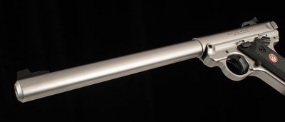 Ruger Mark IV Target .22LR – 2023, 10” BARREL, STAINLESS, AS NEW, CASE, vintage firearms - Image 7 of 10