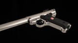 Ruger Mark IV Target .22LR – 2023, 10” BARREL, STAINLESS, AS NEW, CASE, vintage firearms - Image 8 of 10