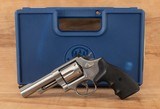 Smith & Wesson Model 66-5 .357MAG – 2001, 4” BARREL, STAINLESS STEEL, CASED, vintage firearms - 1 of 16