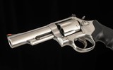 Smith & Wesson Model 66-5 .357MAG – 2001, 4” BARREL, STAINLESS STEEL, CASED, vintage firearms - 7 of 16