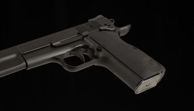 Nighthawk Browning Hi-Power 9mm – 2016, 4 MAGS, RANGE BAG, PAPERS, vintage firearms - Image 9 of 15