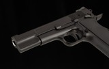 Nighthawk Browning Hi-Power 9mm – 2016, 4 MAGS, RANGE BAG, PAPERS, vintage firearms - Image 8 of 15