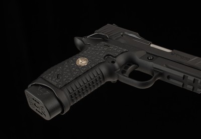 Wilson Combat eXperior Elite Commander 9mm – RMR HD, MAGWELL, 18RD, Vintage Firearms - Image 12 of 19