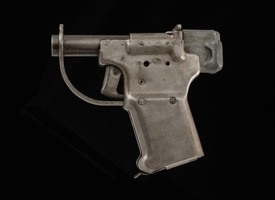 GM FP-45 “Liberator” M1942 .45ACP – 1942, ORIGINAL PRODUCTION, MUSEUM CONDITION, vintage firearms