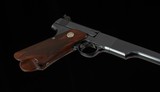 Colt Woodsman Match Target .22LR – 1940, ELEPHANT EAR GRIP, 3 MAGS, HOLSTER, vintage firearms - Image 12 of 20