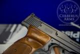 Smith & Wesson S&W Model 41 .22LR Target Pistol w/Box 7” Barrel
- 4 of 14