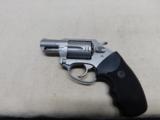 Charter Arms Model undercoverette,32 H7R
Magnum - 4 of 10