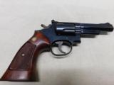 Smith & Wesson model 19-4,357 Magnum - 8 of 12