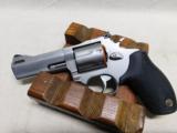 Taurus Tracker model 627,357 Magnum - 6 of 8