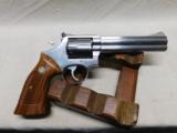Smith & Wesson Model 686 No Dash,357 Mag - 8 of 11
