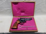 Smith & Wessson Model 27-2,357 Magnum - 1 of 9