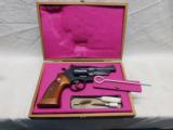 Smith & Wessson Model 27-2,357 Magnum - 2 of 9
