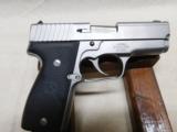Kahr Arms
model K40 - 6 of 7