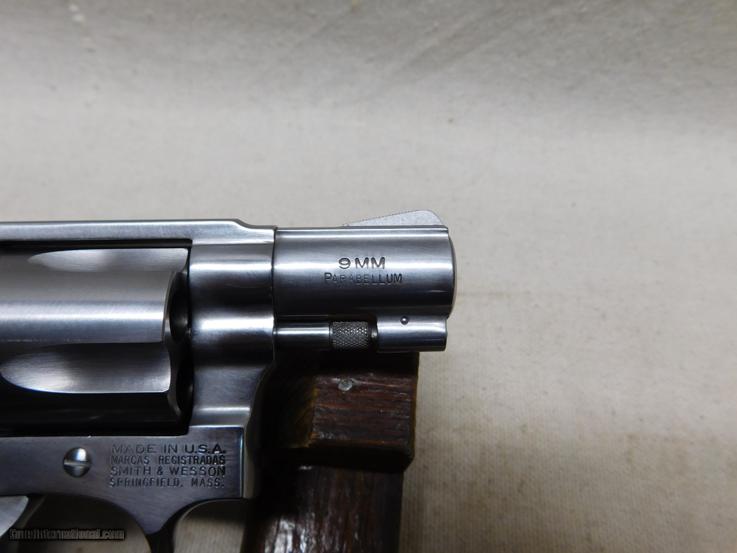 Smith & Wesson Model 940-1 Centennial,9MM