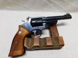 Smith & Wesson model 19-5,357 Magnum - 4 of 12