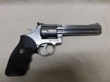 Smith & Wesson Model 686-4, 357 Magnum - 1 of 14