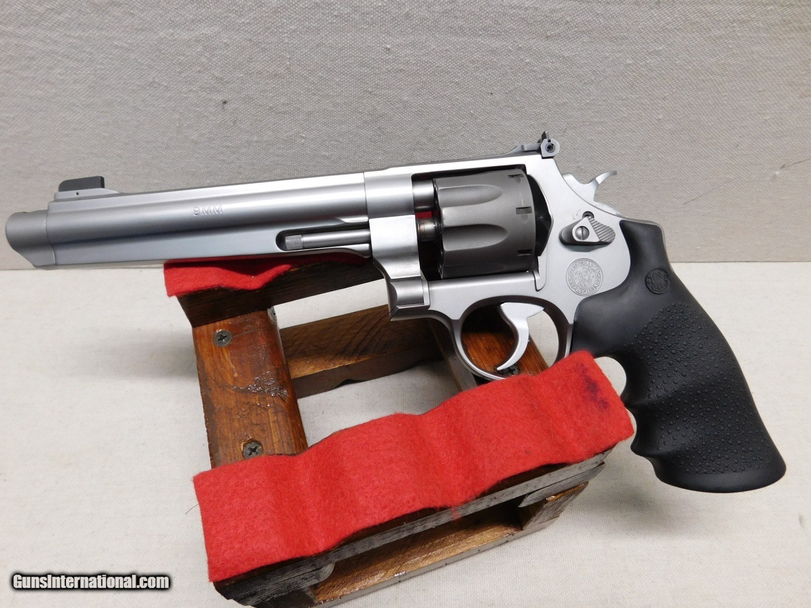 Smith And Wesson Model 929 9mm Performance Center Jerry Miculek Revolver For Sale 0677