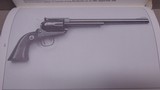Know Your Ruger Single Action Revolvers,1953-1963 BOOK.
REDDING - 15 of 18