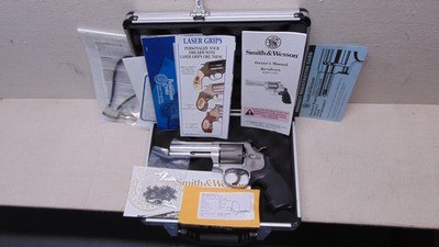 Smith & Wesson 646 40 S & W With Case Rare