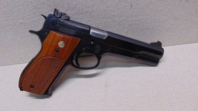 Smith & Wesson 52-1 38 Special Mid-Range