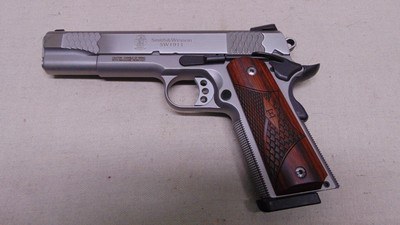 Smith & Wesson 1911 Series E 45 ACP Unfired - Image 2 of 4
