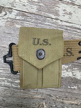 WW-2 US ARMY PISTOL HOLSTER M1911 BOYT 1942 and complete RIG - Image 5 of 13
