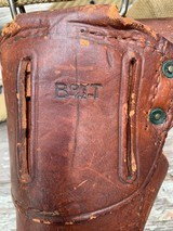 WW-2 US ARMY PISTOL HOLSTER M1911 BOYT 1942 and complete RIG - Image 2 of 13