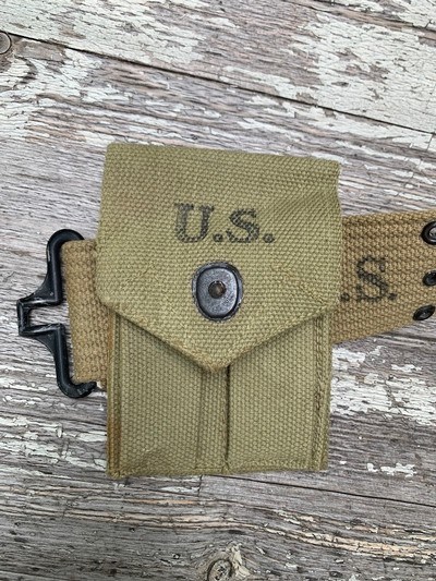 WW-2 US ARMY PISTOL HOLSTER M1911 BOYT 1942 and complete RIG - Image 5 of 13