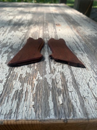 Swedish Luger Grips, Original Mint condition - Image 4 of 8