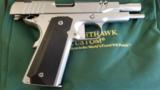 Nighthawk Customs Tri Cut Carry 9mm w/ Stainless Steel Upgrade
- 3 of 8