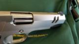 Nighthawk Customs Tri Cut Carry 9mm w/ Stainless Steel Upgrade
- 7 of 8