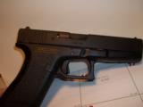 Glock Model 22 .40 S&W Pistol - 2 of 4