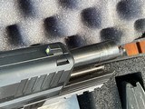 HK Heckler & Koch P30-V3 9mm - 4 of 9