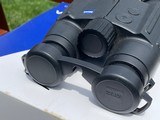 Zeiss Victory10x45 TRF range finding binoculars - 3 of 7