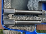 Sig Sauer P226. .40S&W, 9mm, .357sig - 3 of 10