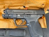 Smith & Wesson M&P40 M2.0 Compact
3.6” barrel - 2 of 5