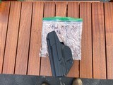 Smith & Wesson M&P40 M2.0 Compact
3.6” barrel - 5 of 5