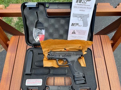 Smith & Wesson M&P40 M2.0 Compact
3.6
barrel
