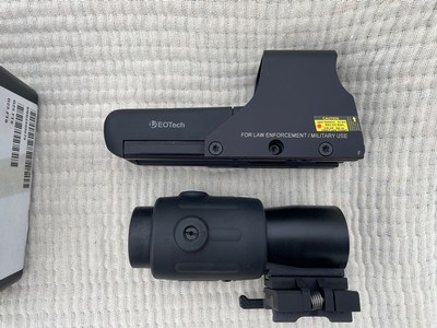 EOTech Holographic sight with G23.FTS 3x magnifier