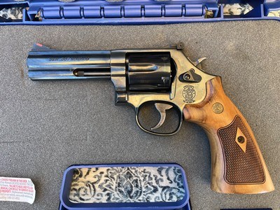 Smith & Wesson 586-84