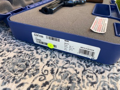 Smith & Wesson 586-84