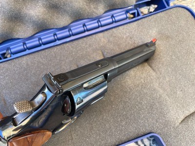 Smith & Wesson 586-84