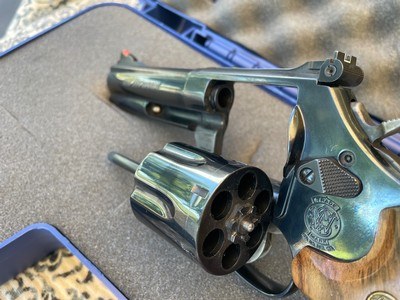 Smith & Wesson 586-84
